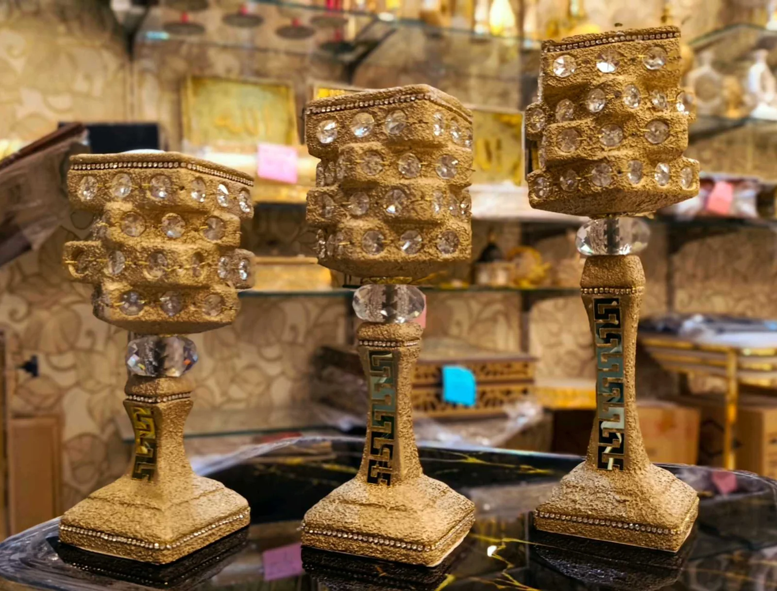 شمعدان ثلاثي