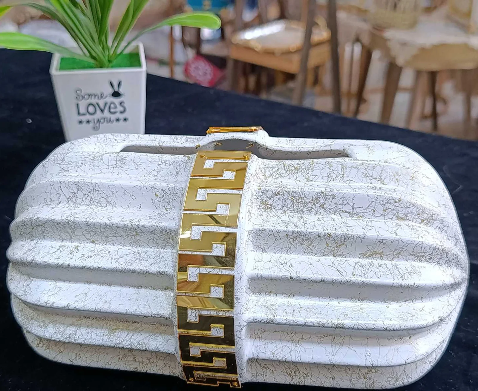 علبة محارم