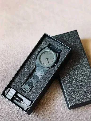 ساعة كاربون 3
