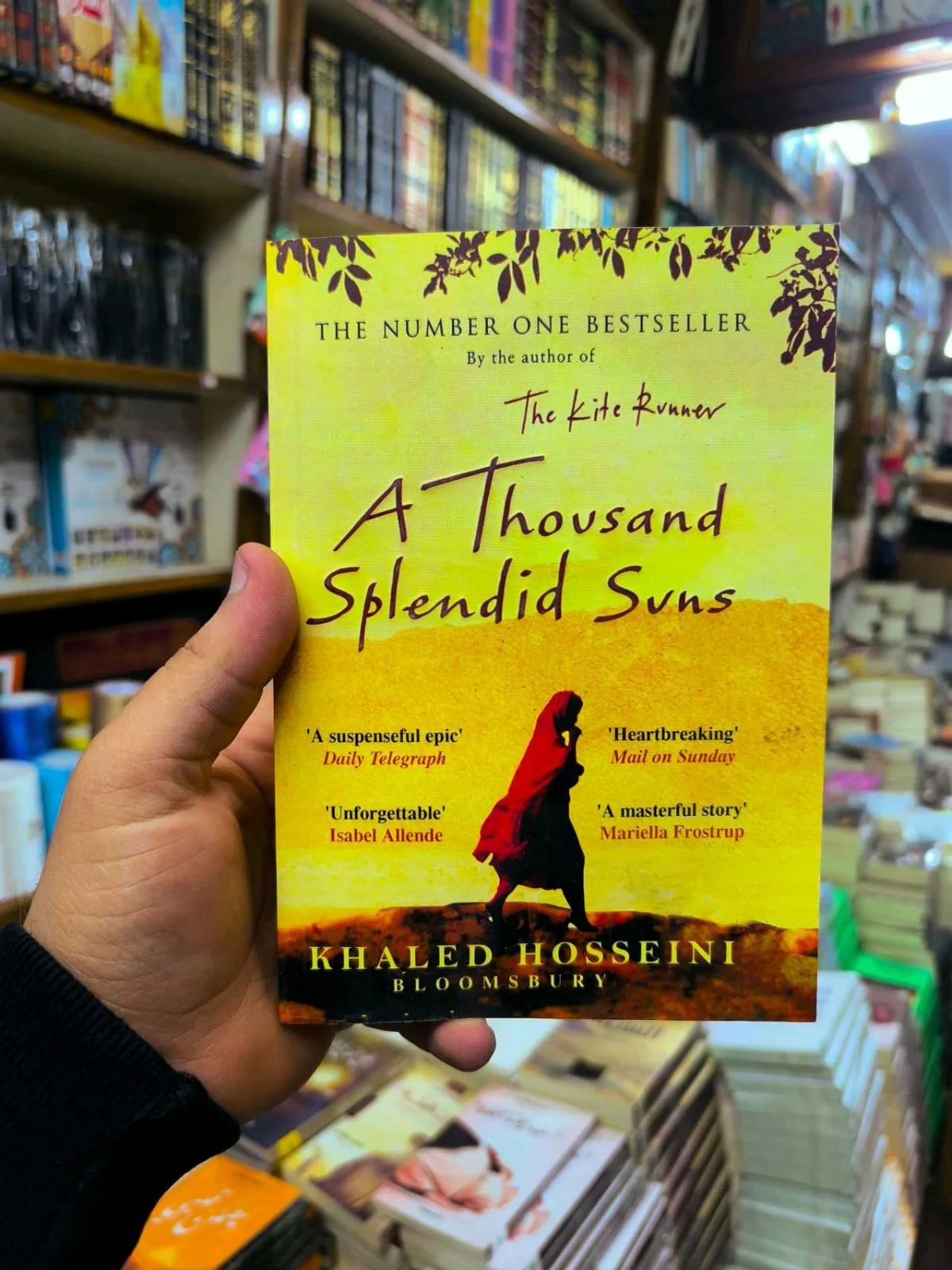 رواية "A Thousand Splendid Suns" ( نسخة أصلية )