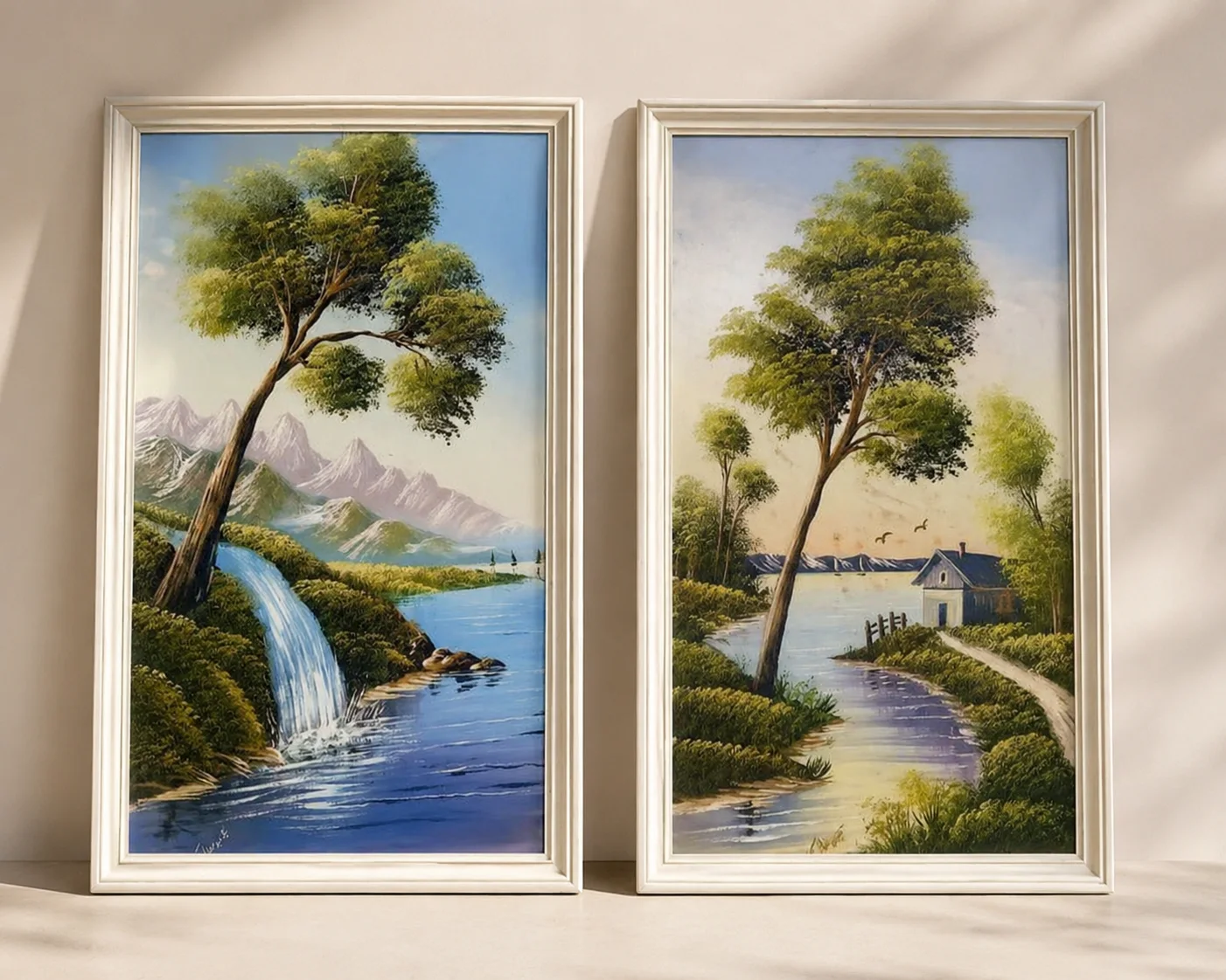 لوحات جدارية ثنائية مرسومة يدويًا 