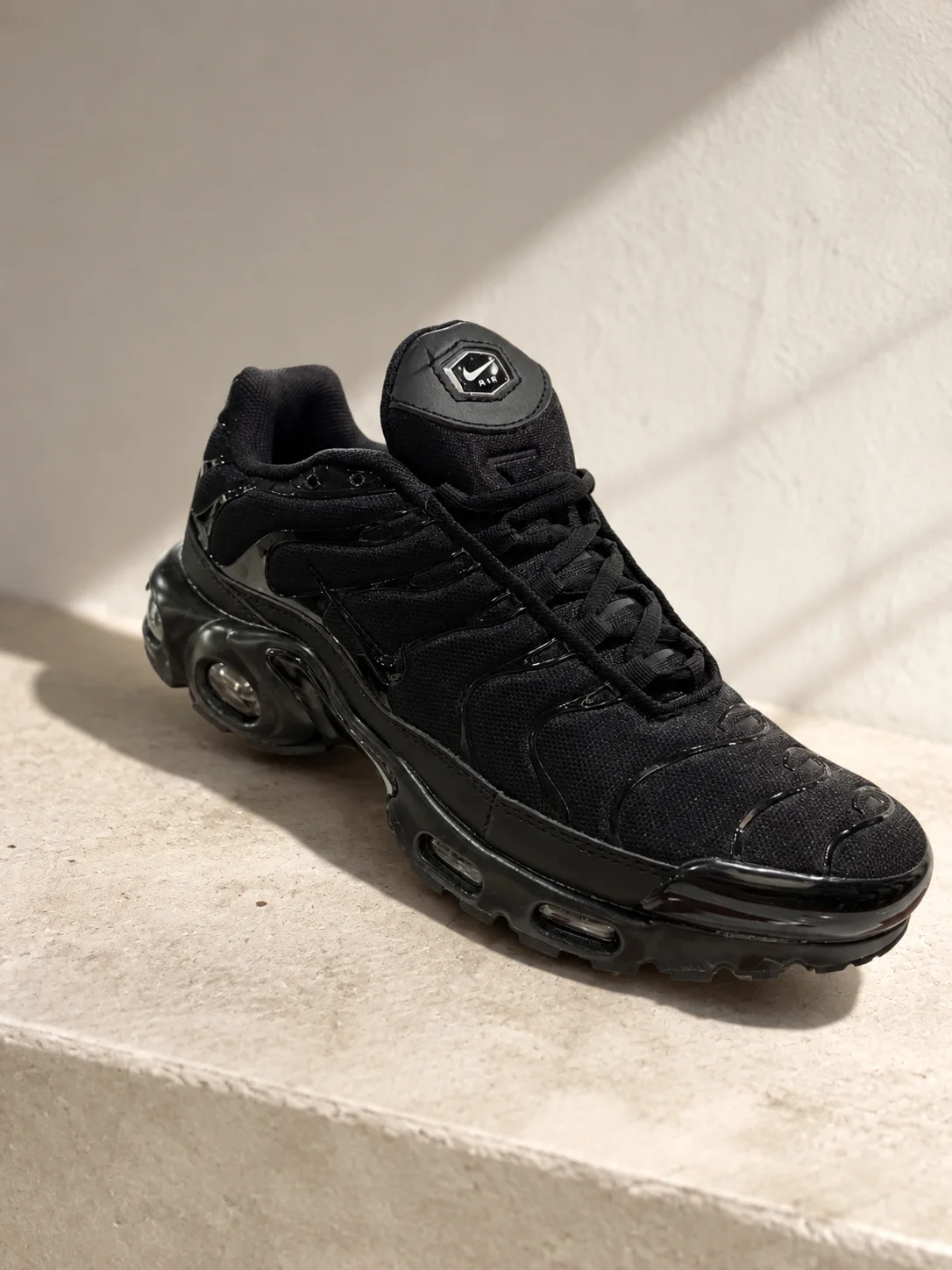 حذاء Nike TN 2