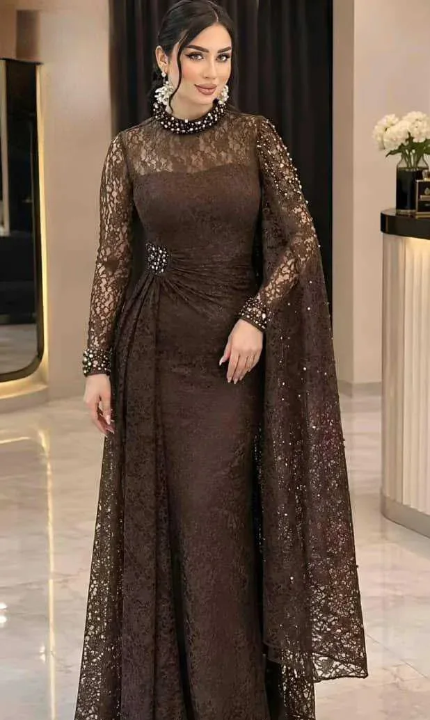 فستان سهرة دانتيل طويل